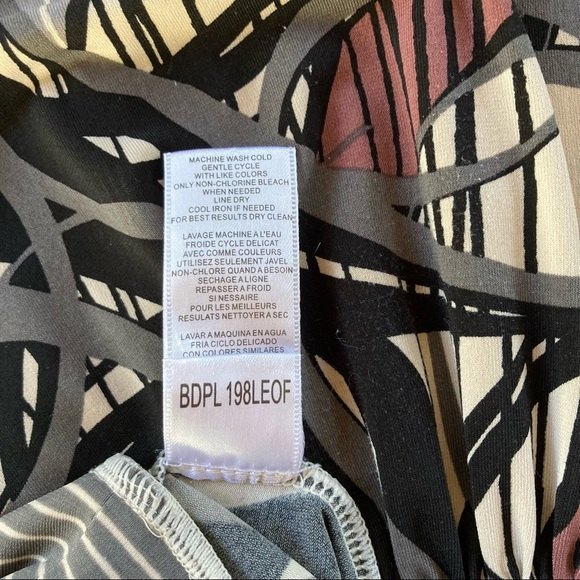 BCBG Maxazria Geometric Fit and Flare Dress Black Purple Gray Womens Medium - Picture 12 of 13